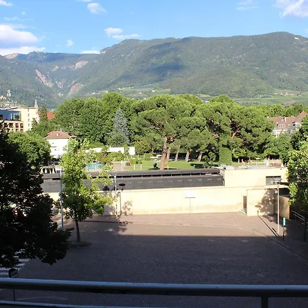 Hotel Garnì Domus Mea Meran Exterior foto